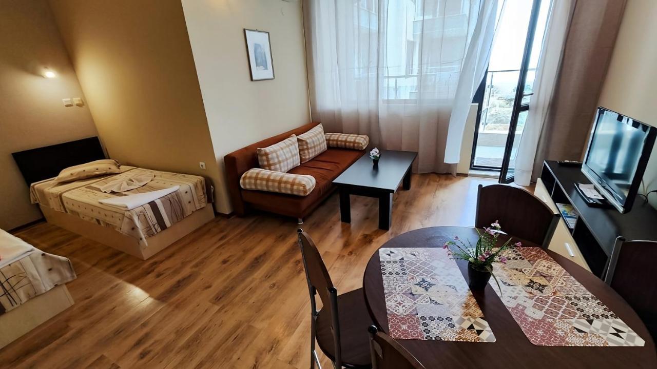 Europroperties Yalta Apartments غولدن ساندز المظهر الخارجي الصورة
